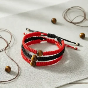 Pulsera de hilo rojo de seda con piedras ojo de tigre