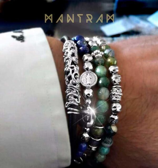 Pulsera de lapislazúli con medalla de San Benito - Imagen 2